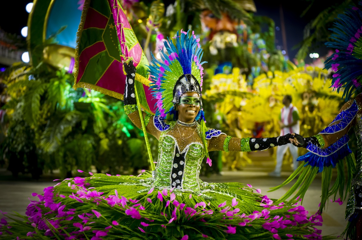 Porta Bandeira da escola de samba Gremio Recreativo Mangueira, durante Desfile das Escolas de Samba do Carnaval RJ 2019